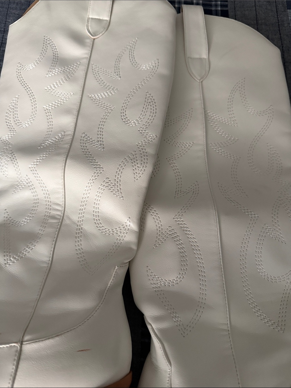White Western Knee-High Boots - Women - Picture 4 of 9